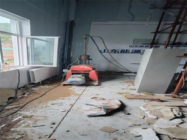 平罗地基基础下沉墙体裂缝加固注浆顶升施工